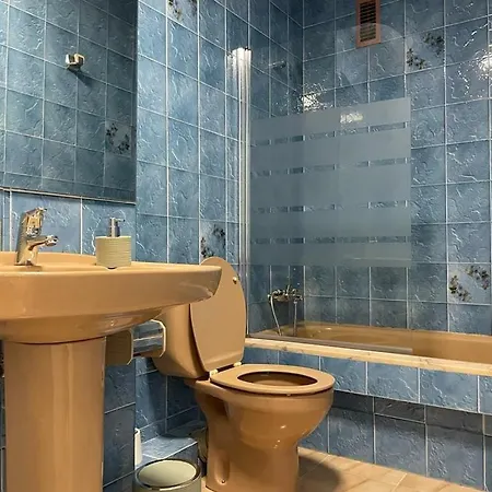 아파트 Amplio Piso Con Garaje En 보이로