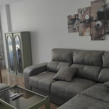 아파트 Amplio Piso Con Garaje En