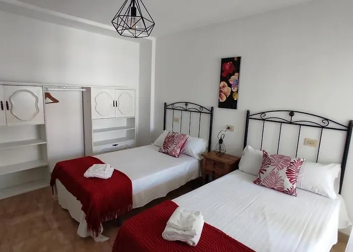 Amplio Piso Con Garaje En Appartement *